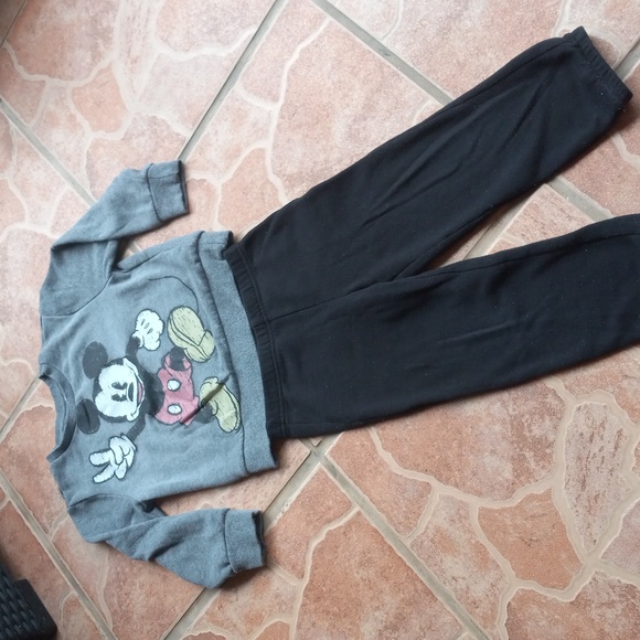 Disney Junior sweat suit - Picture 2 of 6